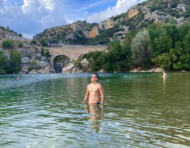 Chico busca chica en Zaragoza: 