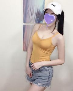 677438935: Chica busca chico en Valencia