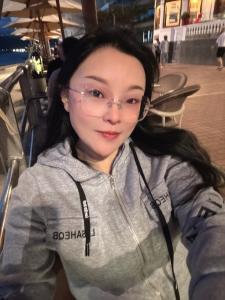 Chica busca chico en Barcelona: 