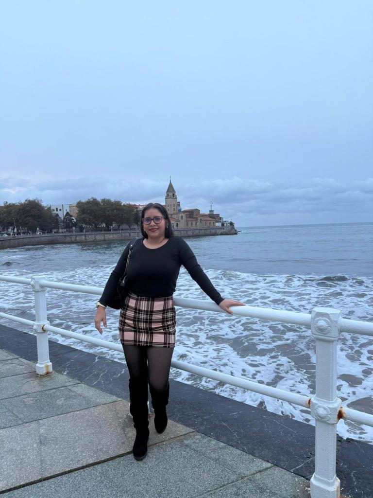 642424074: Chica busca chico en Orense