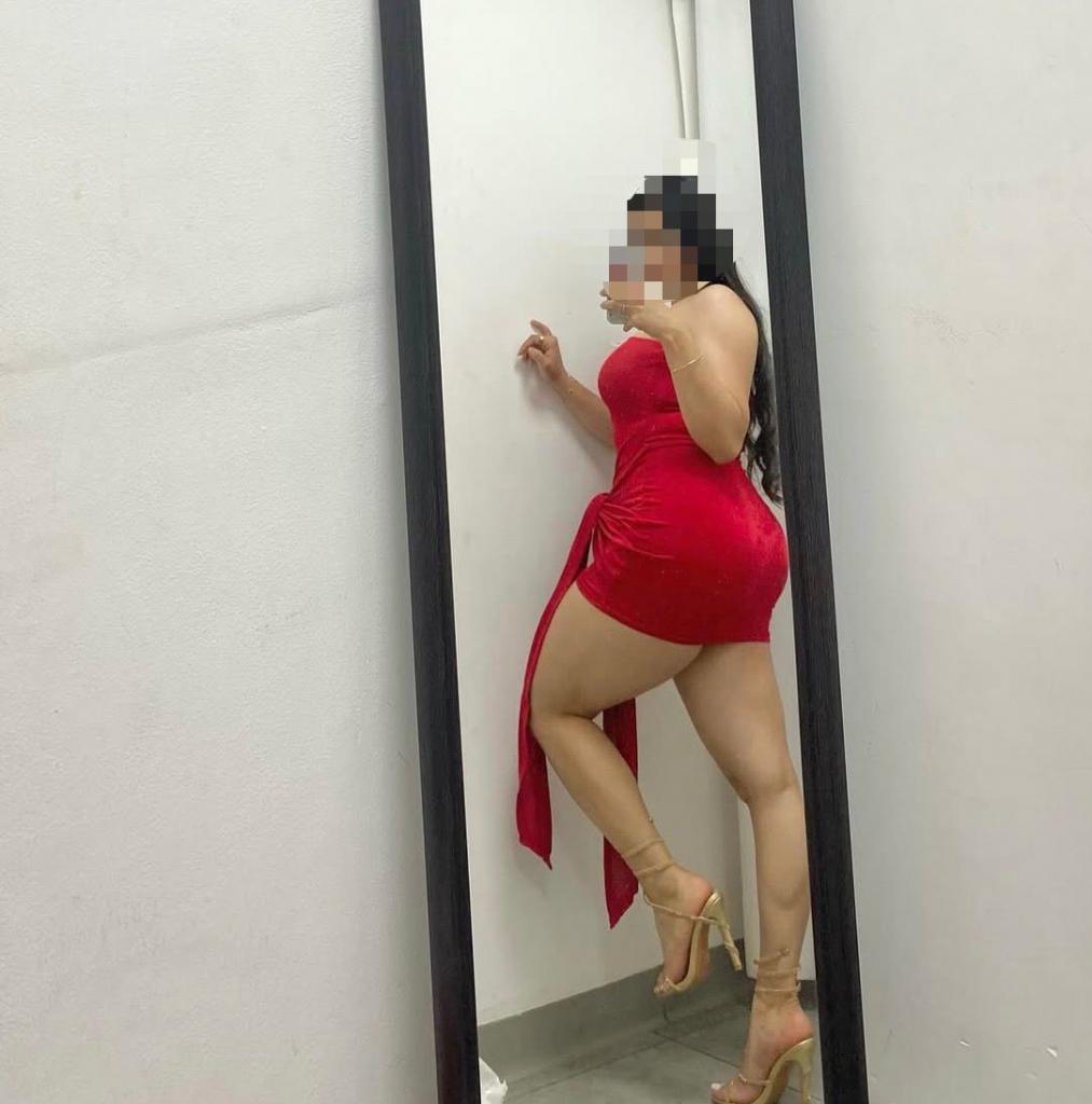 652431808: Chica busca chico en Málaga