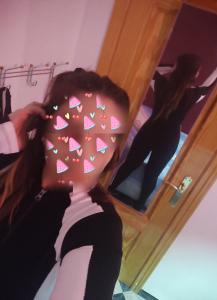 611436378: Chica busca chico en Granada