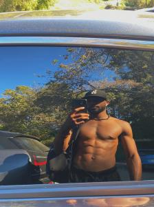 Chico busca chica en Alicante: 