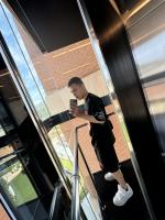 610073136: Chico busca chica en Barcelona