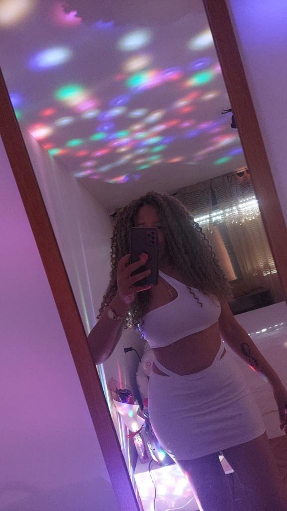 Chica busca chico en La Coruña: 