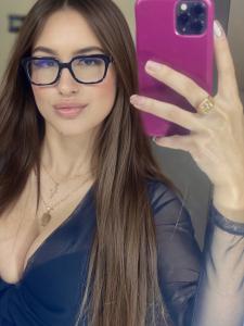 611233052: Chica busca chico en Pontevedra