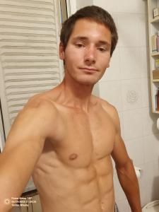 611487938: Chico busca chica en Las Palmas