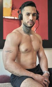 631253830: Chico busca chica en Madrid