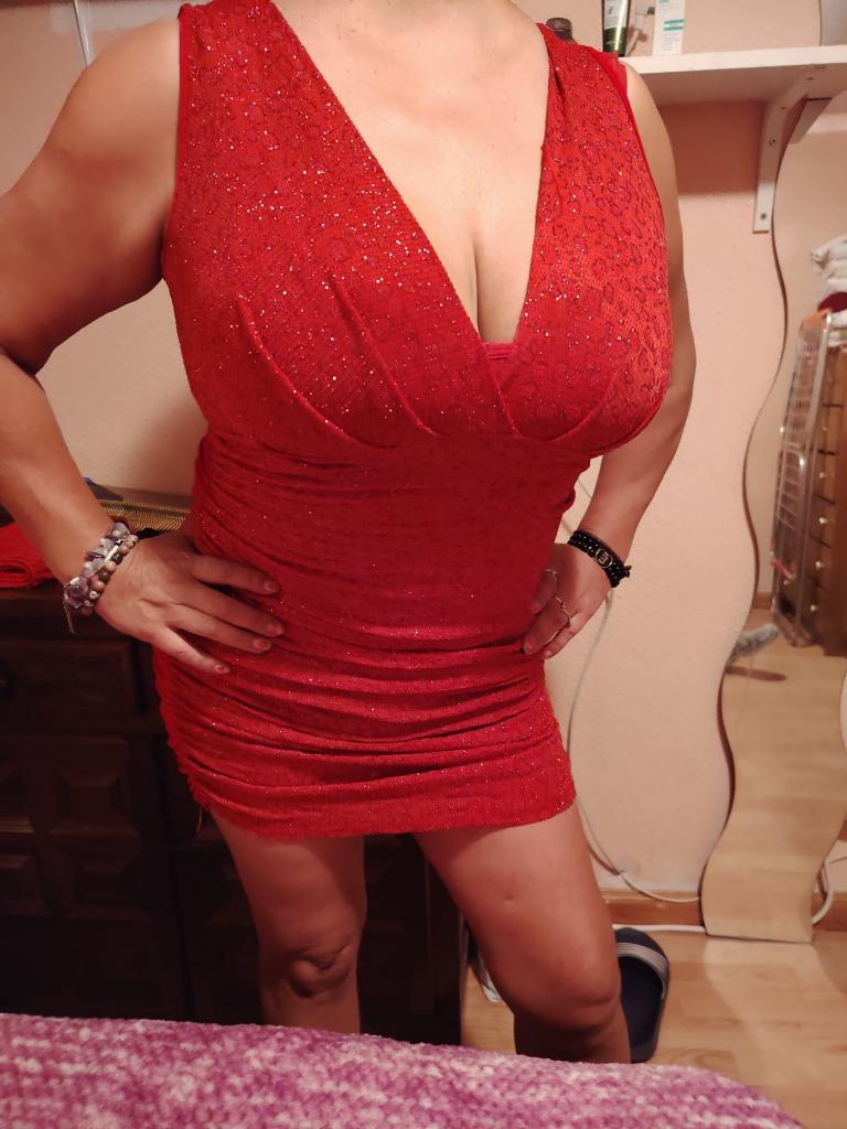 662608005: Chica busca chico en Almería