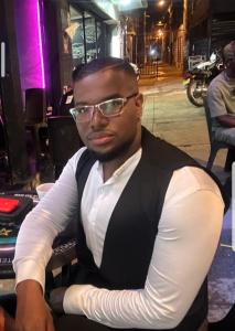 633509531: Chico busca chica en Ciudad Real