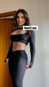 670758043: Travesti en Barcelona