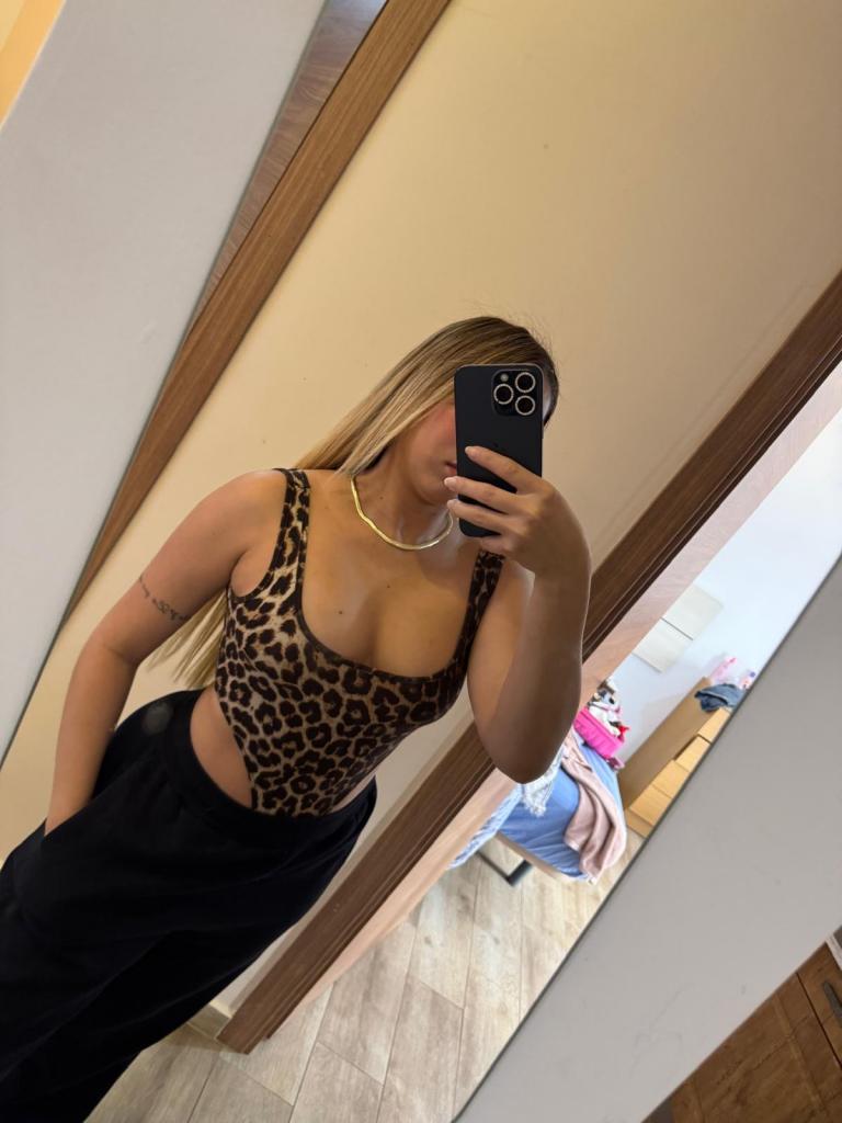 Chica busca chico en Cádiz: 