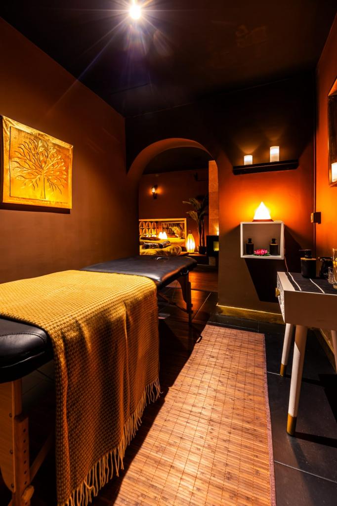 Chica busca chico en Almería: 