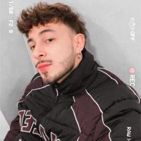 672044911: Chico busca chica en Granada