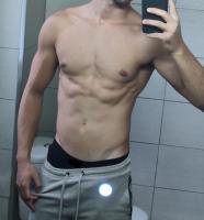 694298210: Chico busca chica en Granada