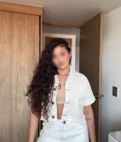 684794678: Chica busca chico en Málaga
