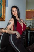 617746381: Chica busca chico en Madrid