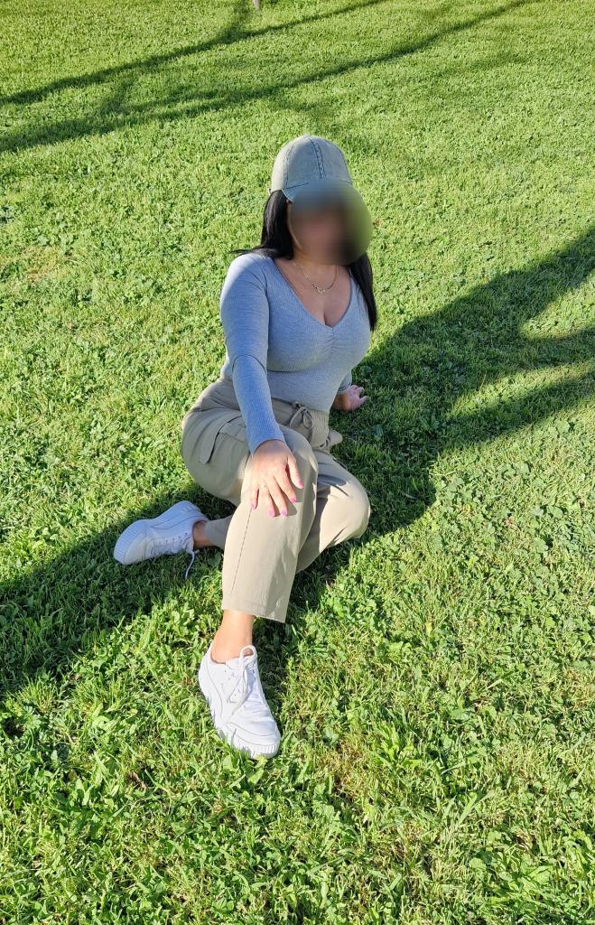 632876293: Chica busca chico en Menorca