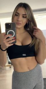 654660979: Chica busca chico en Madrid