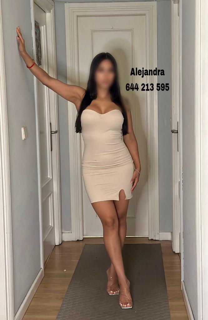 644213595: Chica busca chico en Madrid
