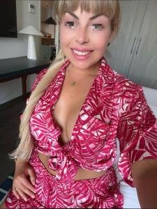 Chica busca chico en Cádiz: 