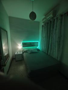 601514271: Chica busca chico en Barcelona