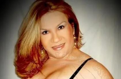 608711455: Transexual en León