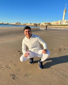 Chico busca chica en Sevilla: 