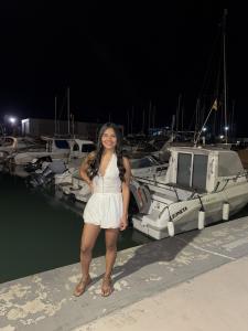 722730619: Chica busca chico en Granada