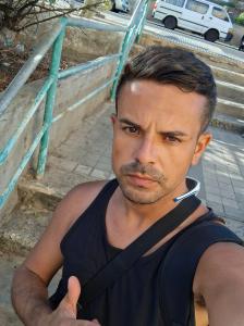 610305950: Chico busca chica en Ibiza