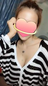 617298383: Chica busca chico en Madrid