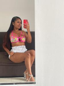 666044133: Chica busca chico en Tenerife