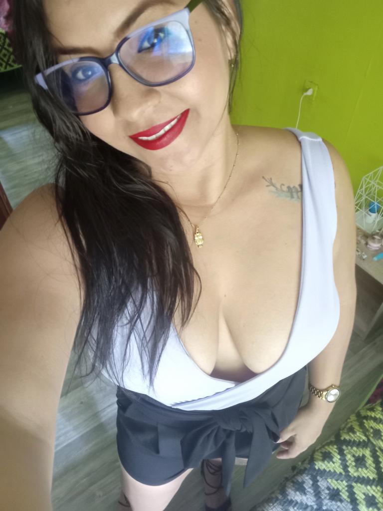 642424665: Chica busca chico en Orense