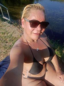 697917643: Transexual en Lugo