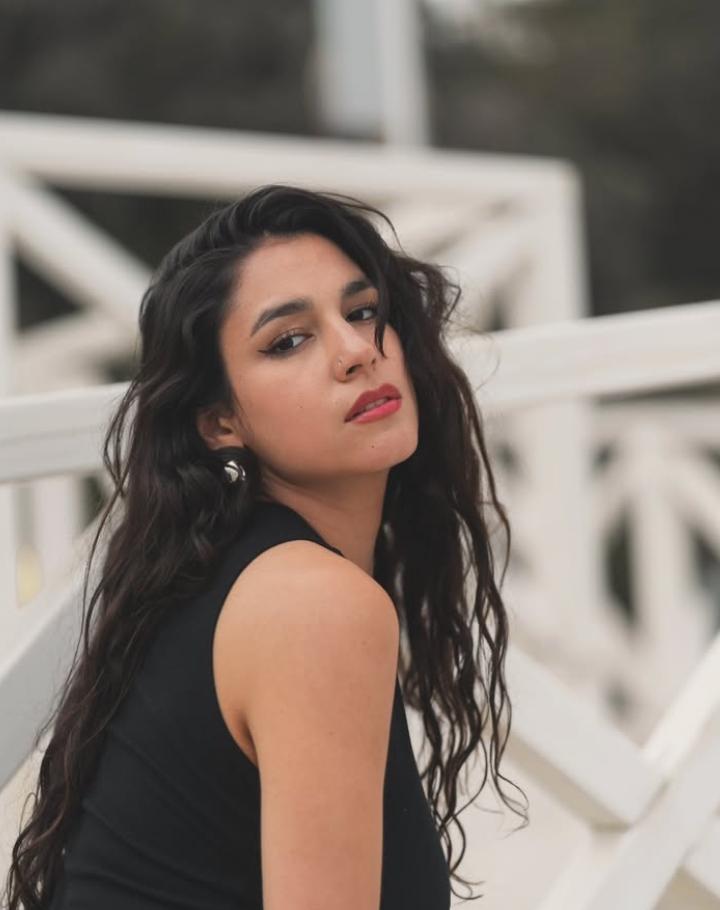 605701884: Chica busca chico en Barcelona