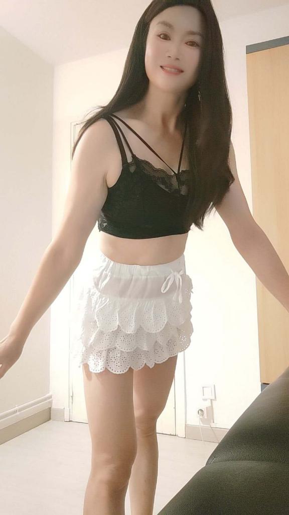 624800862: Chica busca chico en Madrid