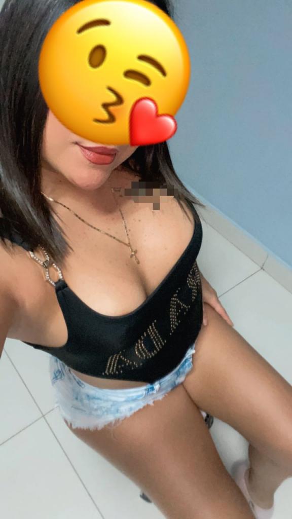 642544082: Chica busca chico en Madrid