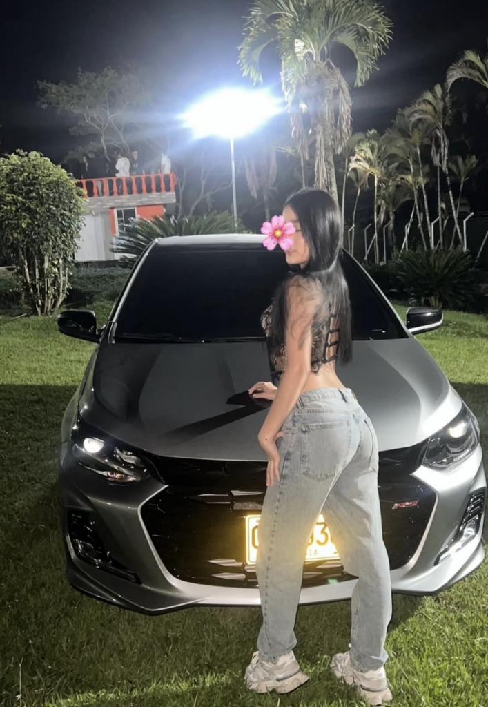 Chica busca chico en Cádiz: 