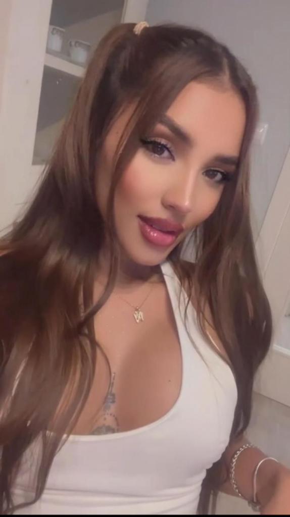 Chica busca chico en Barcelona: 