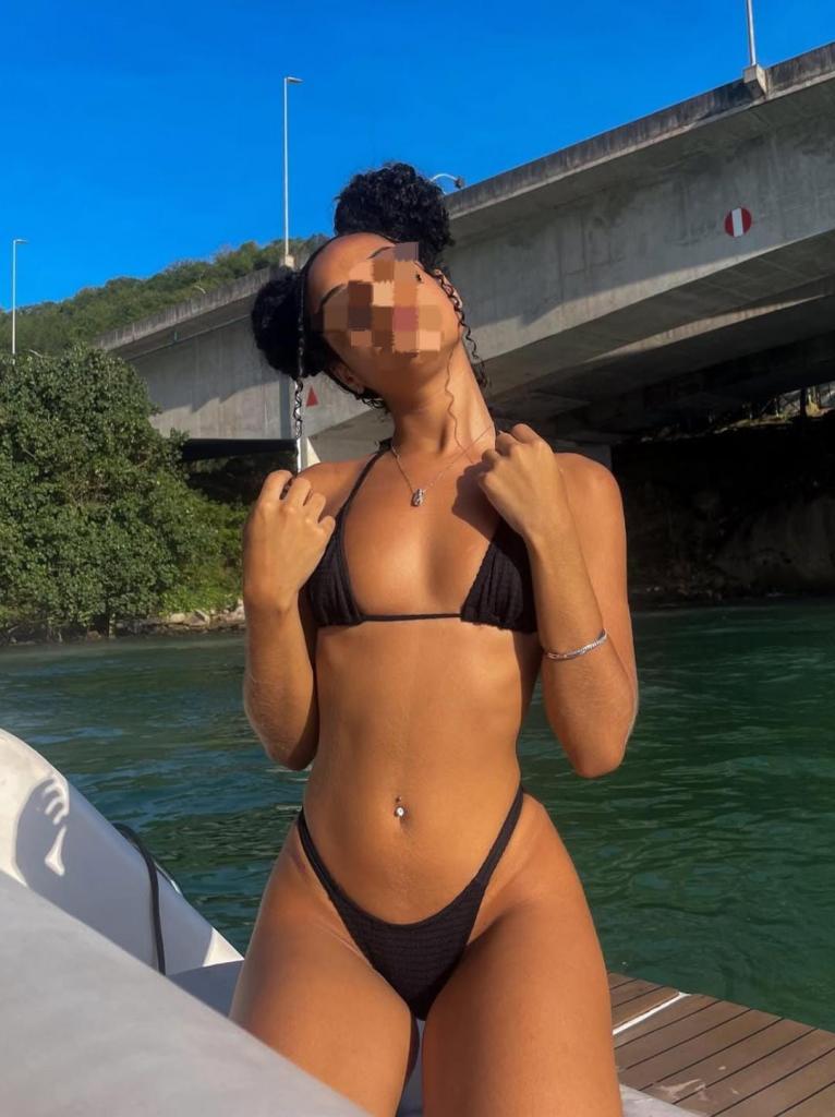 Chica busca chico en Tenerife: 