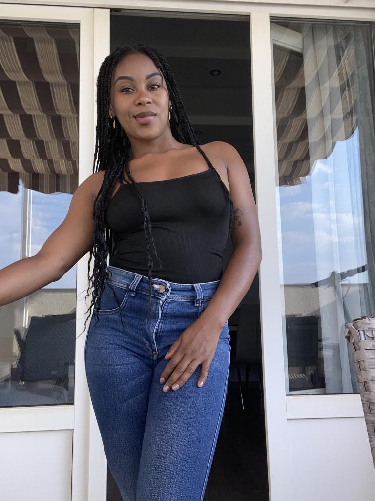 624837181: Chica busca chico en Zaragoza