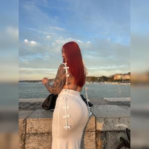 678819842: Chica busca chico en Málaga