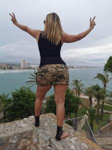 612204828: Chica busca chico en Madrid