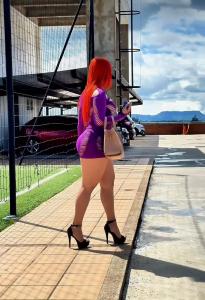 614608538: Chica busca chico en León