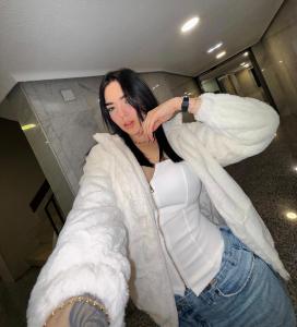 610789929: Chica busca chico en Tenerife