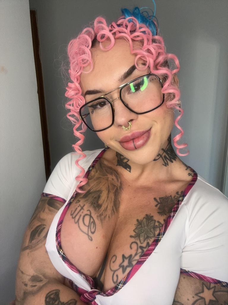 620474304: Chica busca chico en Castellón