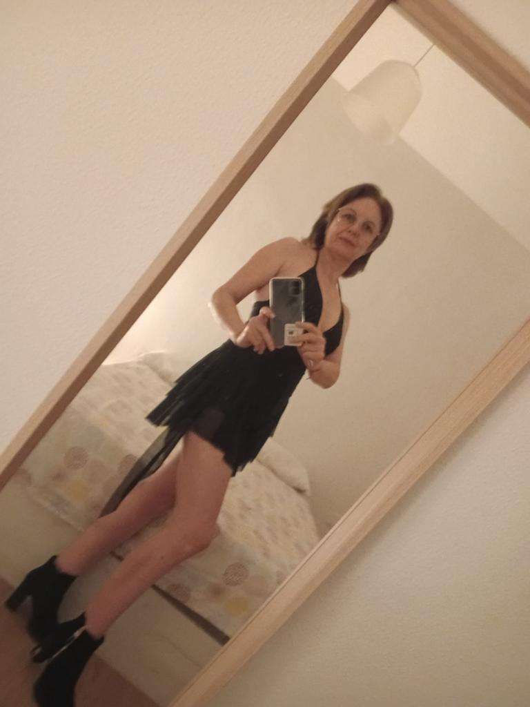 Chica busca chico en Madrid: Chica busca chico
