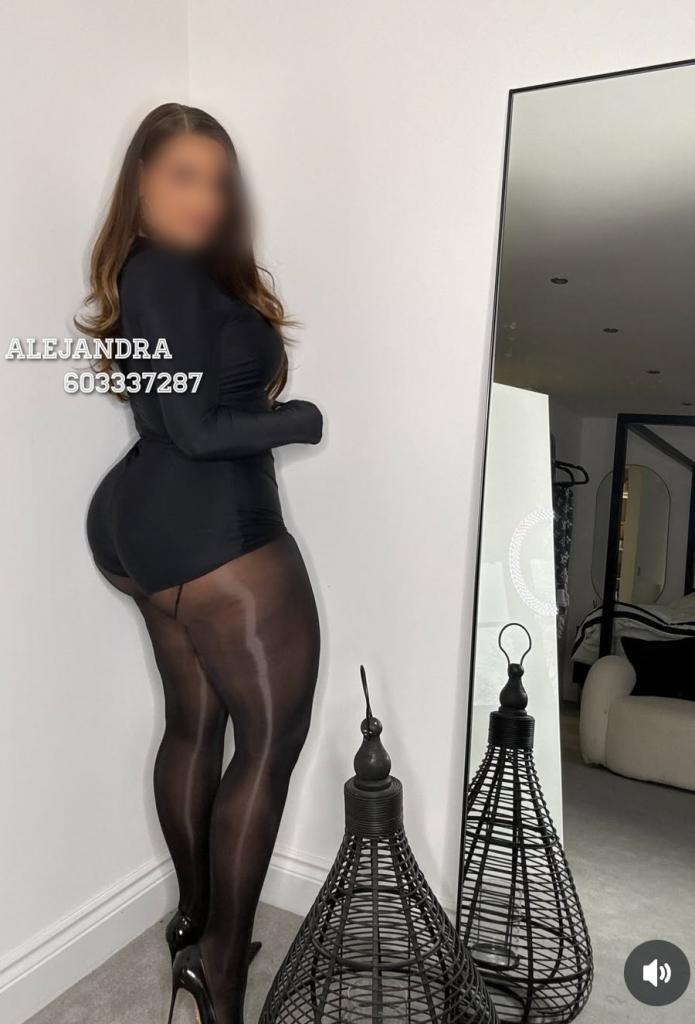 603337287: Chica busca chico en Valladolid
