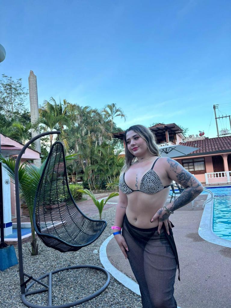 Chica busca chico en Valencia: Chica busca chico