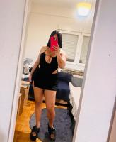 667478355: Chica busca chico en Madrid